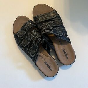 Clark’s women’s sandals